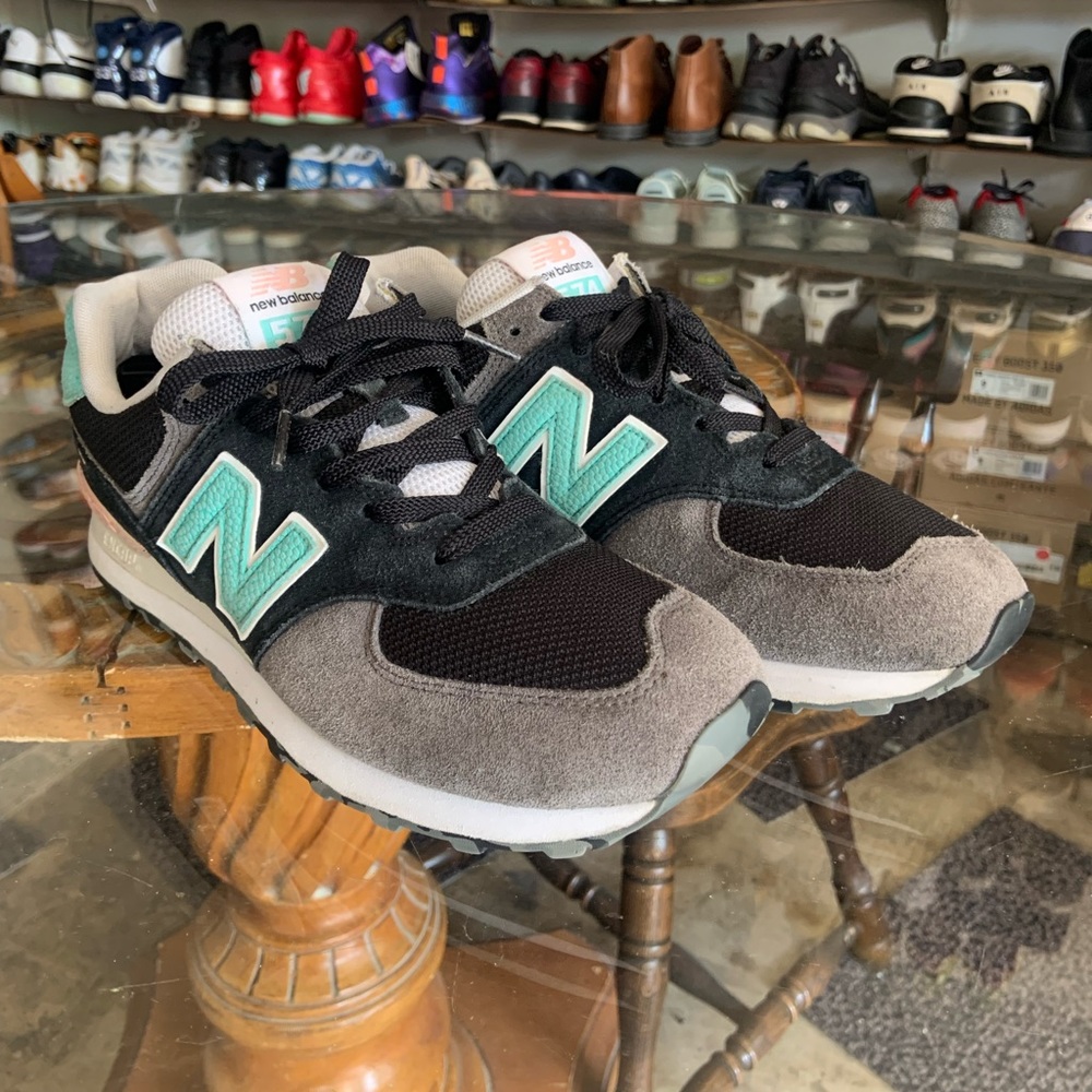 Men’s 9 (42.5) New Balance 574 ‘Black Paradise Pink’